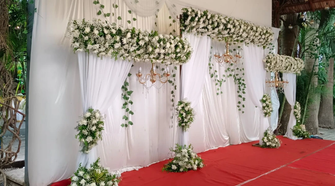 Su Floral event decorations