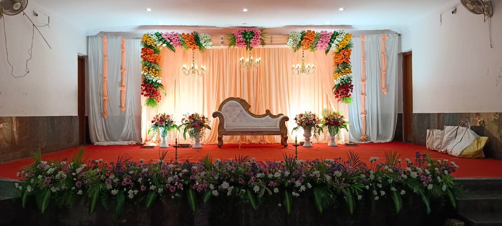 Su Floral custom floral installations